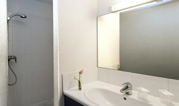 afbeelding van Standard Double Room-1 Double Bed Non Refundable Free WiFi Free self parking