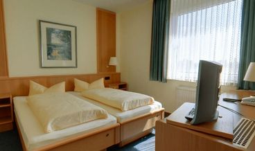 afbeelding van Standard Double Room-1 Queen Bed Free WiFi Free self parking Free breakfast