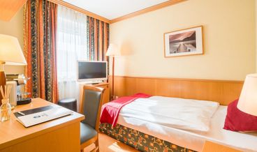 afbeelding van Standard Room, 2 Twin Beds-2 Twin Beds Non Refundable Full Breakfast Free WiFi Free self parking