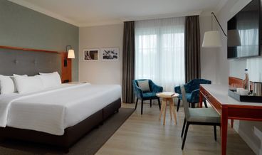 afbeelding van Room, 1 Queen Bed, Non Smoking-1 Queen Bed Free airport shuttle Free WiFi