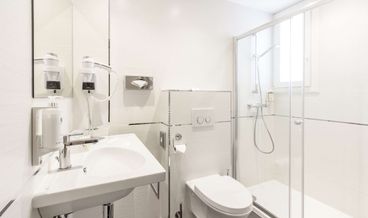 afbeelding van Superior Room, 1 Queen Bed, Balcony, Mountain View-1 Queen Bed Free WiFi
