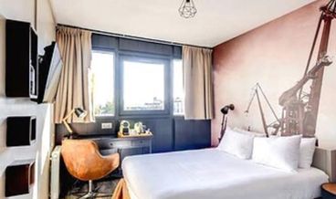 afbeelding van Quadruple Room-1 King Bed and 1 Queen Sofa Bed Free WiFi