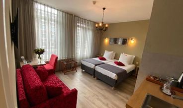 afbeelding van Twin Room, 2 Twin Beds, Balcony (Small)-2 Twin Beds Non Refundable Free WiFi