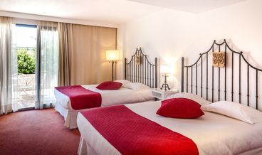 afbeelding van Superior Triple Room-2 Double Beds Non Refundable Free WiFi