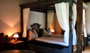 afbeelding van Business Apartment-1 Double Bed, 2 Twin Trundle Beds and 1 Double Sofa Bed Non Refundable Free breakfast Free self parking Free WiFi