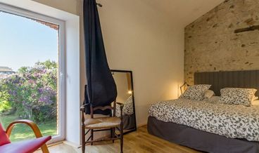 afbeelding van Triple Room (Opal)-1 Double Bed and 1 Twin Bed Non Refundable Free breakfast Free self parking