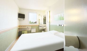 afbeelding van Double Room, Non Smoking-1 Double Bed Free self parking Free WiFi