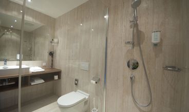 afbeelding van Business Double Room-1 Double Bed Free WiFi Spa access Breakfast for 2 Free minibar