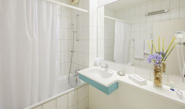 afbeelding van Standard Double or Twin Room-2 Twin Beds Non Refundable Free WiFi Free self parking Free breakfast