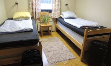 afbeelding van Twin Room, Shared Bathroom (Dogs allowed)-2 Twin Beds Free self parking