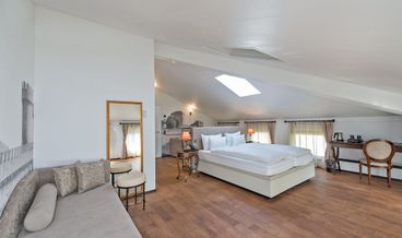 afbeelding van Double Room (Style)-1 King Bed Non Refundable Free WiFi