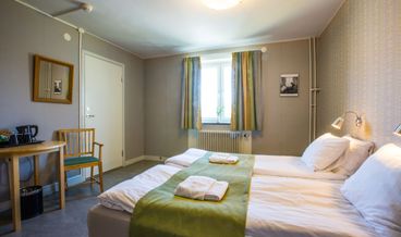 afbeelding van Economy Quadruple Room, Multiple Beds, Shared Bathroom (Pet Friendly)-2 Twin Bunk Beds Non Refundable Free self parking Free WiFi
