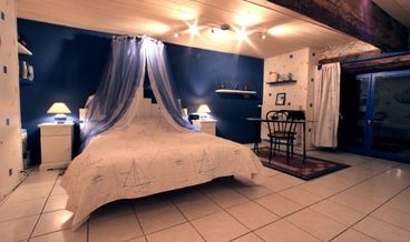 afbeelding van High Room with Balcony-1 Queen Bed Free breakfast Free self parking Free WiFi
