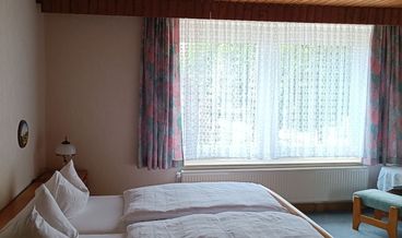 afbeelding van Eenvoudige kamer, 1 twee- of 2 eenpersoonsbedden
