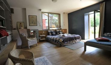 afbeelding van Triple Room (Argent)-1 Queen Bed and 1 Twin Bed Free breakfast Free self parking Free WiFi