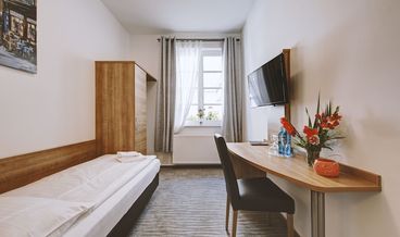 afbeelding van Economy Double Room, Shared Bathroom-1 Double Bed Non Refundable Free WiFi