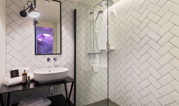 afbeelding van Standard Room, 1 Queen Bed, Non Smoking-1 Queen Bed Free WiFi