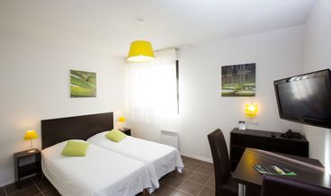 afbeelding van Standard Studio, 1 Queen Bed-1 Queen Bed Non Refundable Free self parking Free WiFi