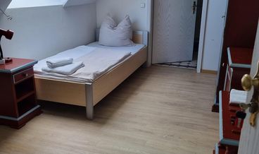 afbeelding van Deluxe Double or Twin Room, Private Bathroom (Deluxe Doppelzimmer)-2 Twin Beds Free self parking