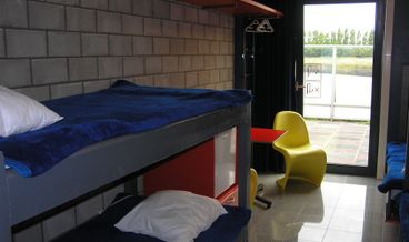 afbeelding van Basic Double Room-2 Twin Bunk Beds Free WiFi Free self parking Free breakfast