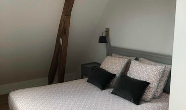 afbeelding van Comfort Double Room (Les Ormes)-1 King Bed Free breakfast Free self parking Free WiFi