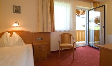 afbeelding van Standard Double Room-1 Double Bed Free WiFi Free self parking