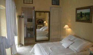 afbeelding van Double Room (Gustavienne)-1 Queen Bed Free breakfast Free self parking Free WiFi