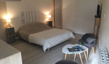 afbeelding van Double Room (Bambou)-1 Queen Bed Non Refundable Free breakfast Coffee/Pastries Each Morning Free self parking Free WiFi
