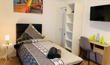 afbeelding van Deluxe Double Room-1 King Bed Free WiFi Free self parking