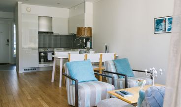 afbeelding van Sea Lodge Balcony (Upper floor, Kitchenette)-1 Queen Bed, 1 Twin Bunk Bed and 1 Large Twin Bed Non Refundable Free WiFi Free self parking