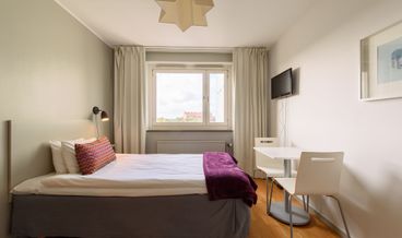 afbeelding van One-bedroom Apartment-2 Twin Beds and 1 Queen Sofa Bed Non Refundable Free WiFi