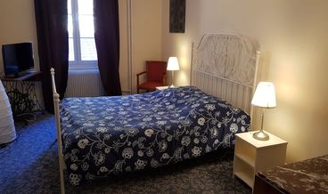 afbeelding van Comfort Double Room, 1 Queen Bed, Non Smoking, Garden View-1 Queen Bed Continental breakfast for 2 Free self parking