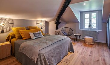 afbeelding van Deluxe Double Room (ABBESSE)-1 Queen Bed Free WiFi Free self parking Free breakfast