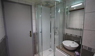 afbeelding van Double or Twin Room (Marjorie)-2 Twin Beds Free breakfast Free self parking Free WiFi