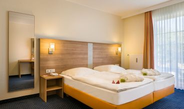 afbeelding van Comfort Double or Twin Room-1 Queen Bed Non Refundable Free WiFi Free self parking