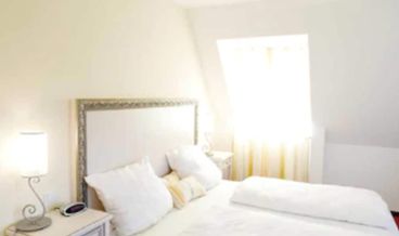 afbeelding van Standard Double Room, 1 Queen Bed-1 Queen Bed Free WiFi Free self parking Free breakfast