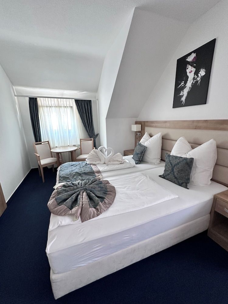 afbeelding van Eenvoudige kamer, 1 twee- of 2 eenpersoonsbedden