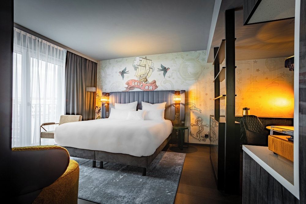 afbeelding van Suite (Heaven)