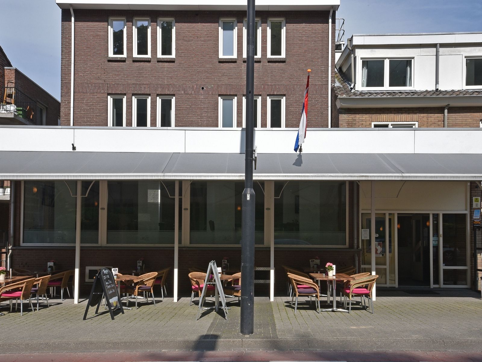 Buitenzijde