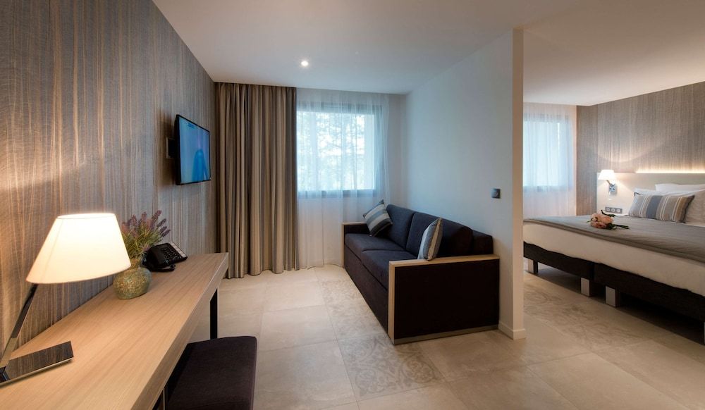 afbeelding van Junior suite, meerdere bedden, keuken
