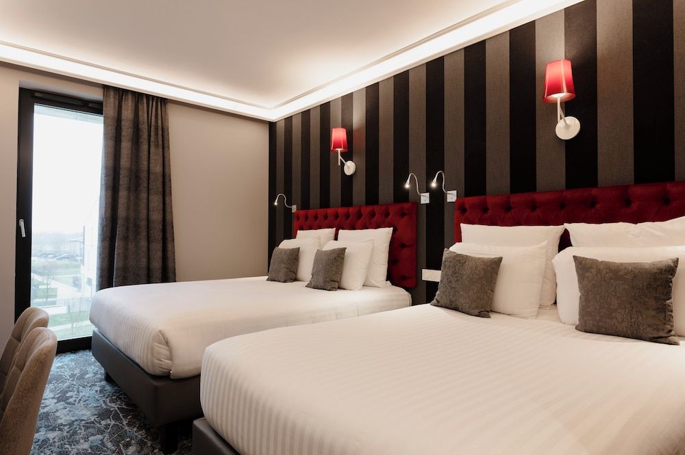 afbeelding van Kamer, 2 tweepersoonsbedden