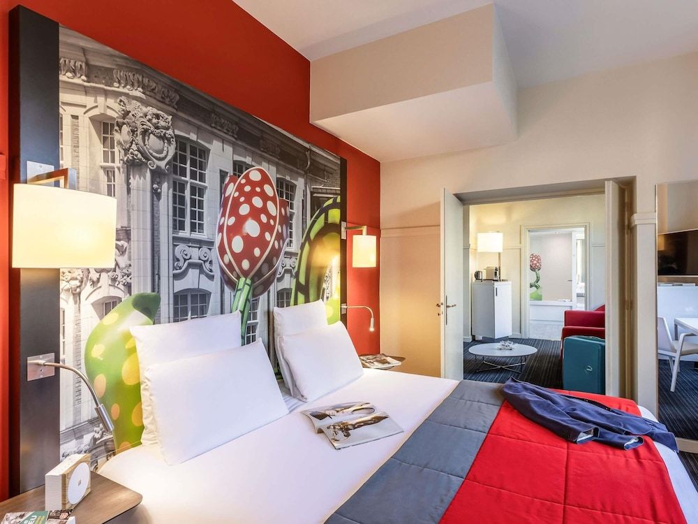 afbeelding van Suite, 1 kingsize bed met slaapbank
