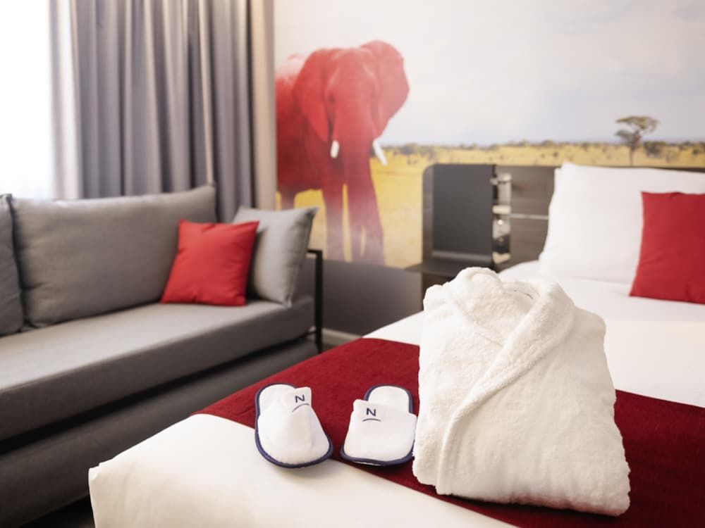 afbeelding van Executive kamer, 1 tweepersoonsbed met slaapbank