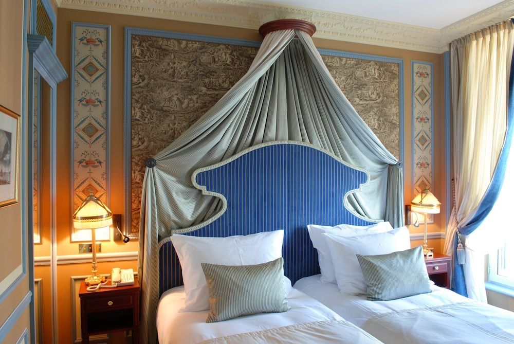 afbeelding van Klassieke kamer, 2 eenpersoonsbedden