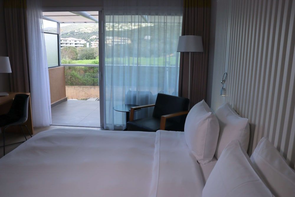 afbeelding van Superior kamer, balkon (Hill View)