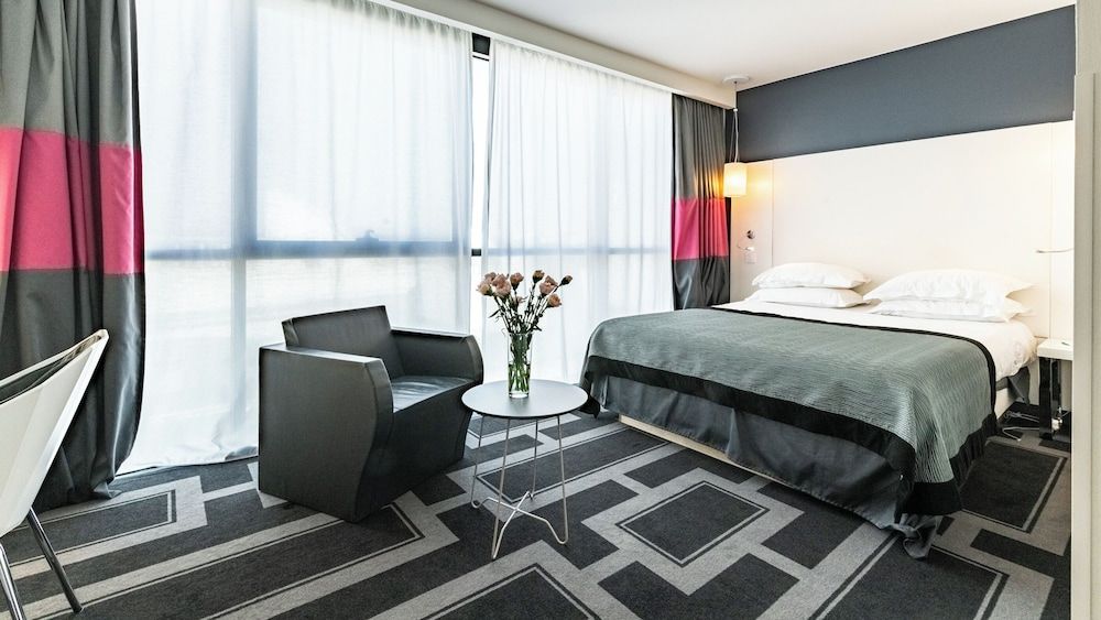 afbeelding van Standaard kamer, 1 queensize bed (Bath/Shower Combo)