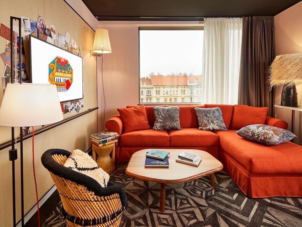 afbeelding van Kamer, 1 kingsize bed met slaapbank (XXL Mama)