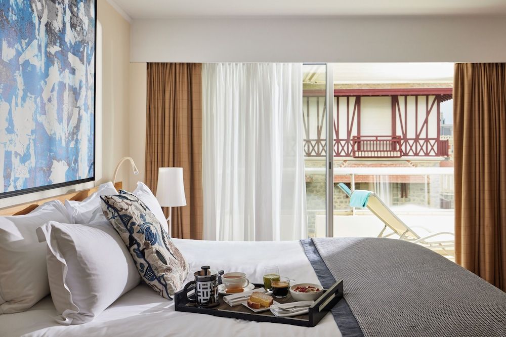 afbeelding van Superior suite, 1 kingsize bed, uitzicht op stad