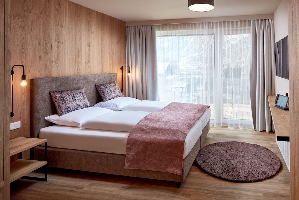 afbeelding van Deluxe tweepersoonskamer, balkon, uitzicht op bergen