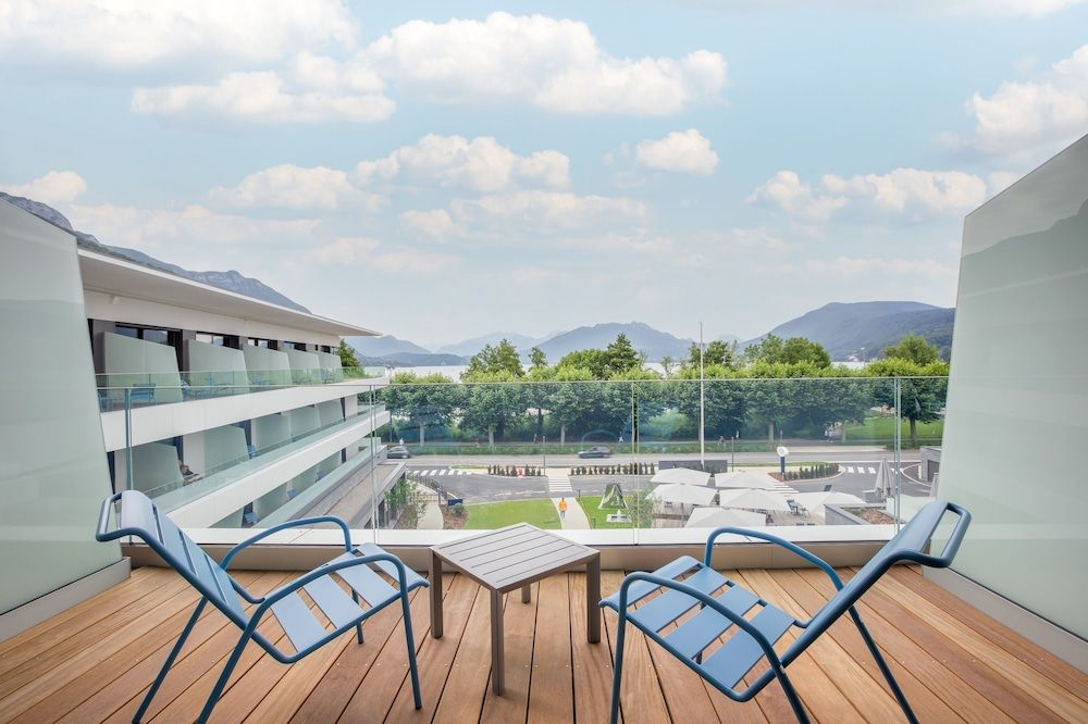 afbeelding van Executive tweepersoonskamer, balkon, uitzicht op meer